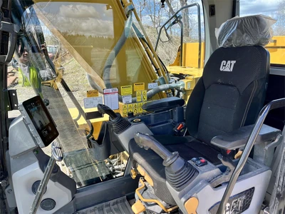 Used 2019 CATERPILLAR 320 Crawler Excavators | Abele Tractor #1342757