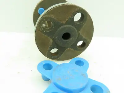 Jamesbury Ball Valve 1/2" Flanged 4-Bolt Raised Face Class 300# WCB Steel CSTL