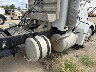 Used 2004 PETERBILT 385 TRUCK TRACTOR Conventional trucks Texas US | Miedema Asset Management Group #1312552