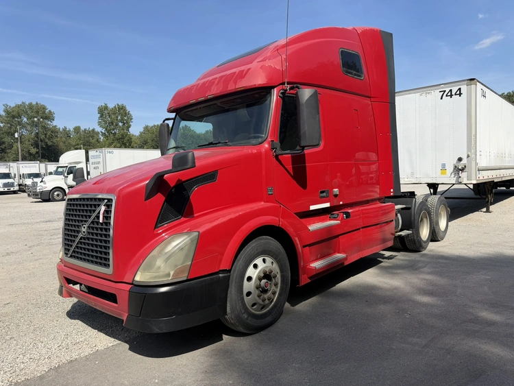 Used 2013 VOLVO VNL Conventional trucks Indiana US | Miedema Asset Management Group #1414634