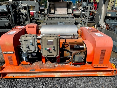 Swaco 414 XP oilfield decanter centrifuge, 316SS.