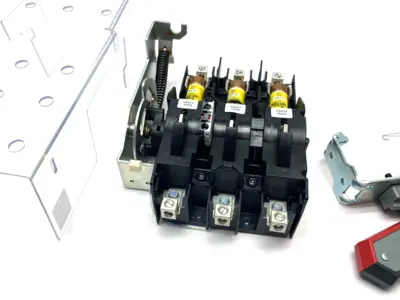 USED ALLEN-BRADLEY DISCONNECT SWITCH ASSEMBLY W/ METAL HANDLE AND COVER