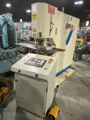 USED 1900 GEKA PUMA 110/E-500