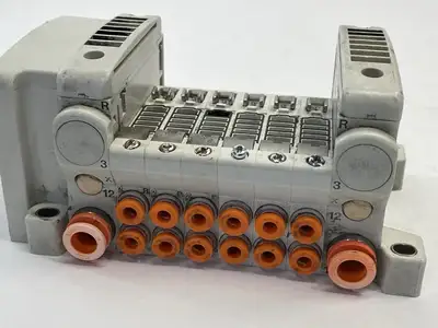 VV5QC11-06N3FD0-S | SMC  Base Mounted Manifold Plug-In - For parts or not working