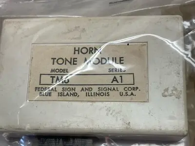 USED FEDERAL SIGNAL TM6