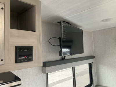 Used 2022 DELLA TERRA 200RD Campers, Caravans, Motorhomes Michigan US | Miedema Asset Management Group #1341092