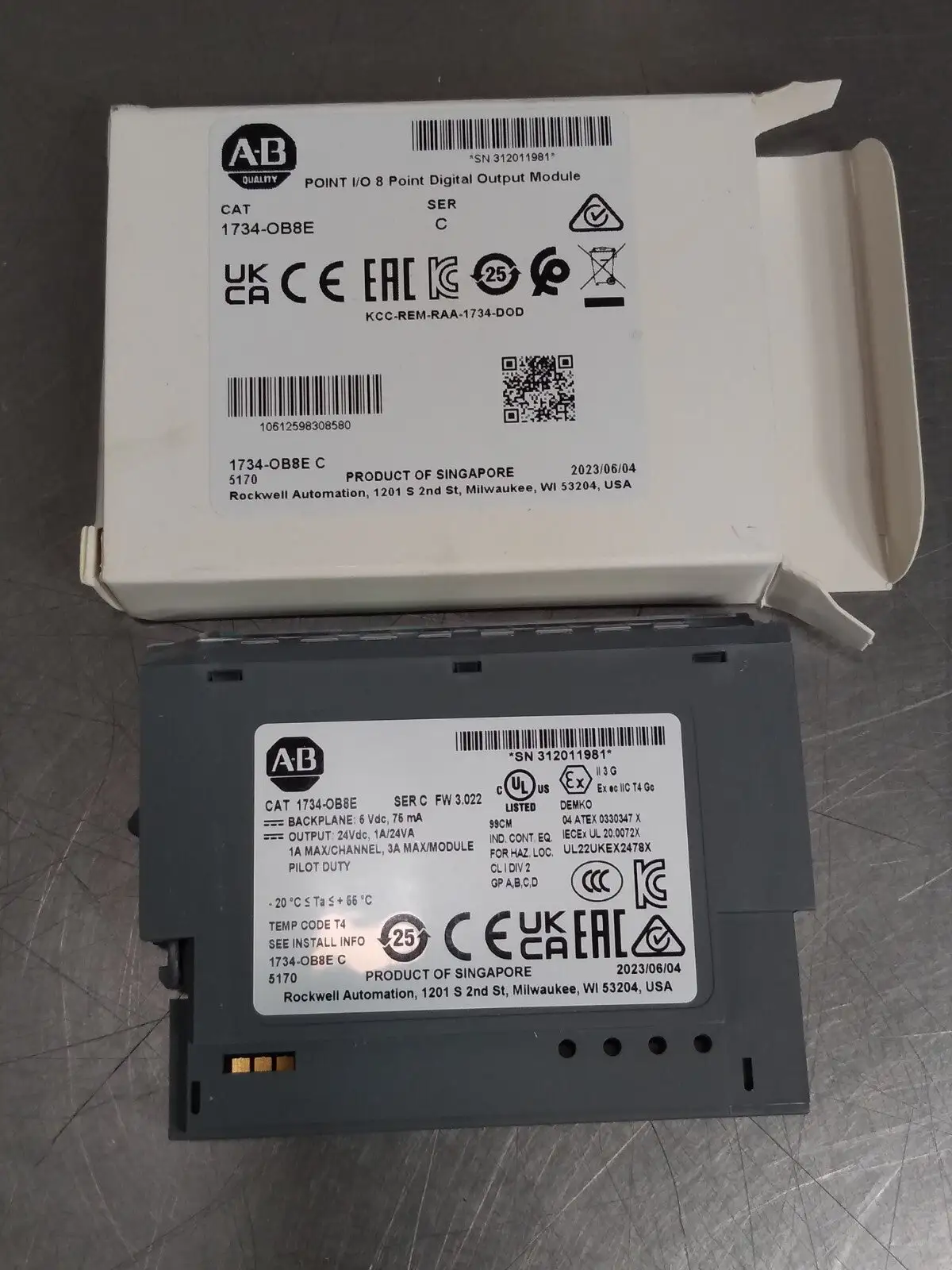 Allen-Bradley 1734-OB8E/C Output Module Loc4E46