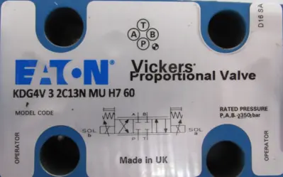 NEW VICKERS 02-157183 DIRECTIONAL CONTROL VALVE KDG4V-32C13N-MU-H7-60 02157183