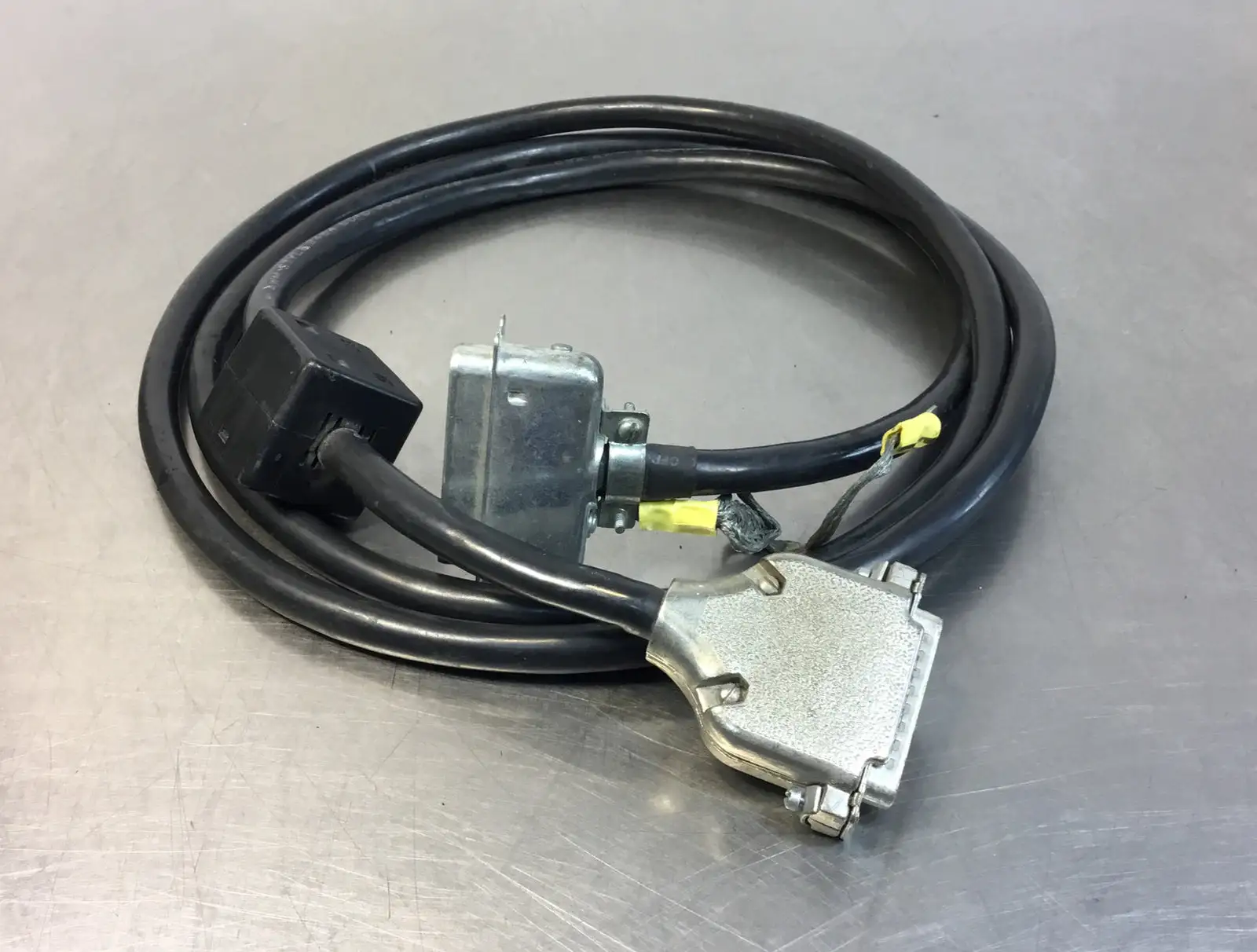 Used Universal Madison Cable Corp. 2464 Cable & Wire South Carolina US | Palmetto Automation #1542028