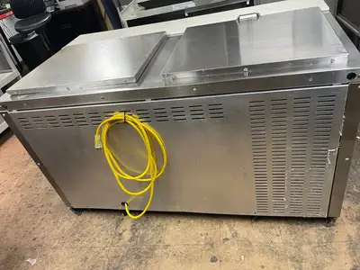 Used Continental Used Continental SW60-24M Refrigerator Flat Top Prep-Table - Used Food Prep Tables Illinois US | Falcon Restaurant Supply #1374995