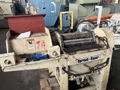 ANDRITZ SPROUT-BAUER DSF1518 Reprocessing Equipment, Grinders | Mark One Machinery (2)