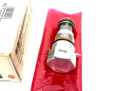 USED SUN HYDRAULICS NOSE-TO-SIDE FREE FLOW CHECK VALVE