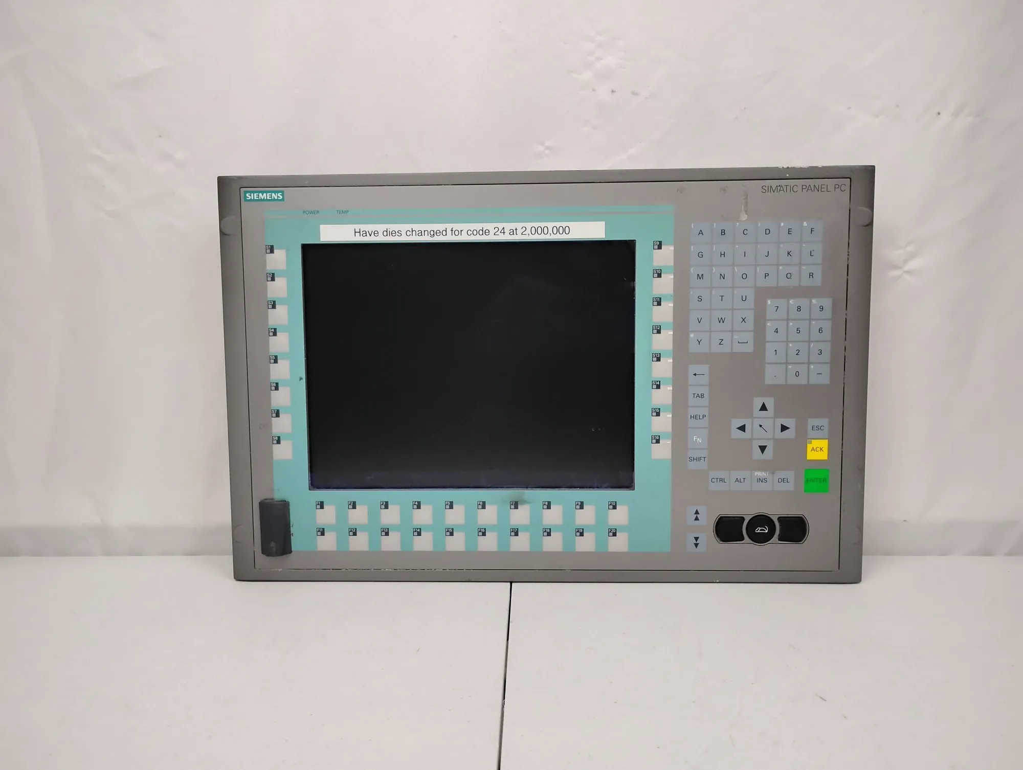 USED SIEMENS 6AV7671-1EX01-0AD0