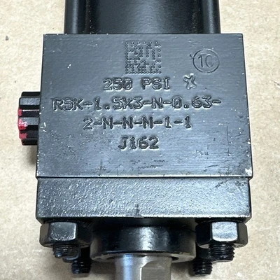 NEW EATON HYDRAULIC R5K-1.5X3-N-0.63-2-N-N-N-1-1
