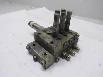 Lubriquip MSP-5T & MSP-5S 3 Station Liquid Divider Auto Lube Manifold Block