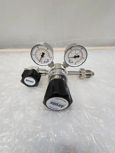 AIRGAS REGULATOR Y111213C580-AL 200 PSI - 4000 PSI