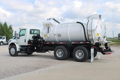 Used 2020 INTERNATIONAL MV Septic/Sewer/Vacuum Trucks Texas US | Roll Off Truck World #1491806