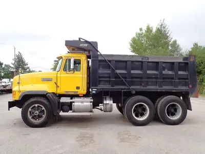 Used 1998 MACK CL713 Dump trucks Massachusetts US | Brookside Equipment Sales #1422172