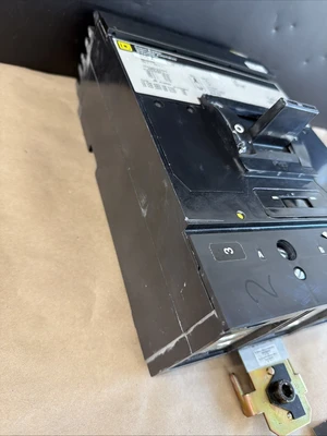 USED Square D MH36300