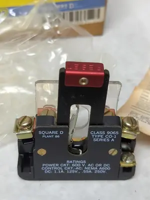 New | in-Stock SQUARE D 77233 Miscellaneous Equipment (Electrical & Power) | Surplus Asset Holdings #1203375