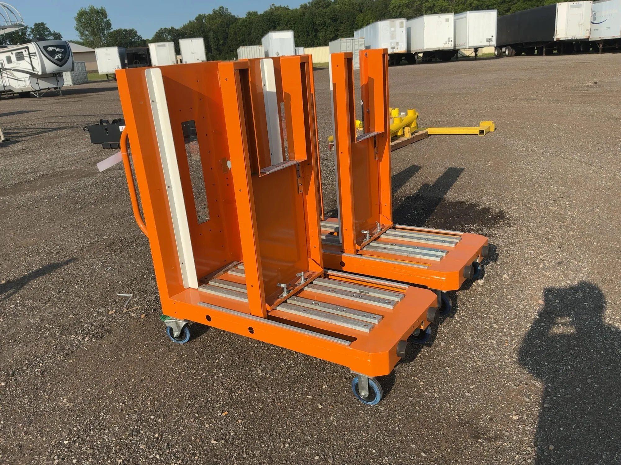 Used _UNKNOWN_ _UNKNOWN_ Up-lifting and Distribution Trolleys Michigan US | Miedema Asset Management Group #1322507