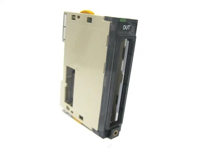 USED OMRON CJ1W-IC101