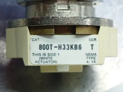 New | in-Stock ALLEN BRADLEY 800TH33KB6 Relays & Switches Ohio US | HGR 24 #864375
