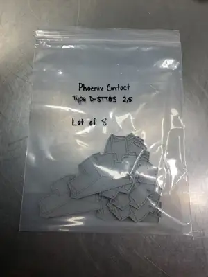 Phoenix Contact Typ D-ST 2,5 Terminal End Module, Lot of 8. 4A-41