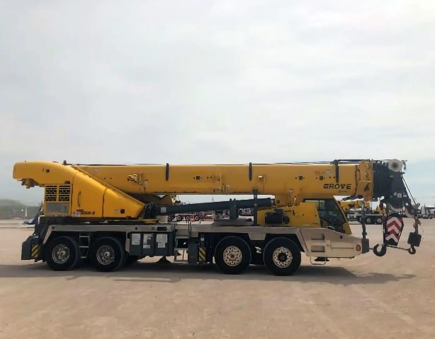 Used 2019 GROVE TMS9000-2 Truck-Mounted Cranes Texas US | Uriquip #1421227