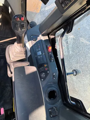 SANY SW305K Compact Track Loaders | ESS Industrial Equipment Sales (14)