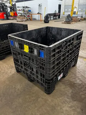 Used _UNKNOWN_ _UNKNOWN_ Bins North Carolina US | Myron Bowling Auctioneers Inc #1546925