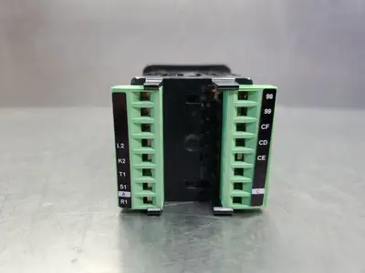 USED Watlow PM6L1AJ-AAAAAAA TEMPERATURE CONTROLLER, 100-240VAC, 50/60Hz