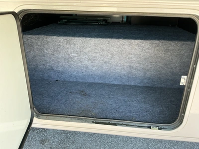 USED 2013 WINNEBAGO F53