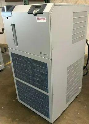 NANOTECH 140GPM GLASS PRESS MOLDING WITH NESLAB THERMOFLEX 10,000