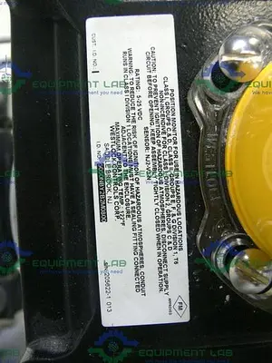 USED FLOWSERVE SERIES 39 120PSI PNEUMATIC ACTUATOR + POSITION MONITOR & 4" BALL VALVE