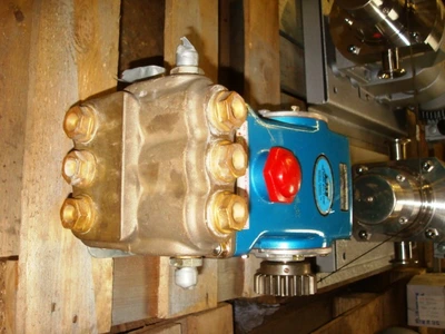 17 Lpm At 350 Bar Cat Triplex Pump