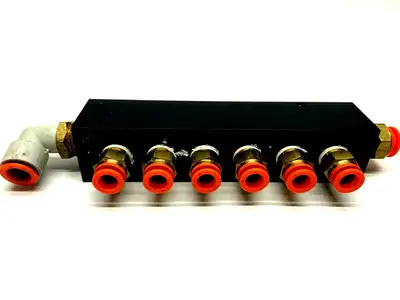 USED POLYCONN 6 PORT PNEUMATIC MANIFOLD
