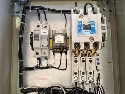 USED LEGRAND BE-325