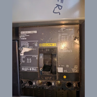 Square D 600 Amp I-Line Panelboard