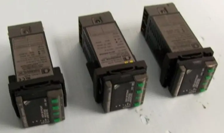 Used OMEGA CN9121A Temperature Controls Texas US | Bamko Surplus Process Equipment #932648