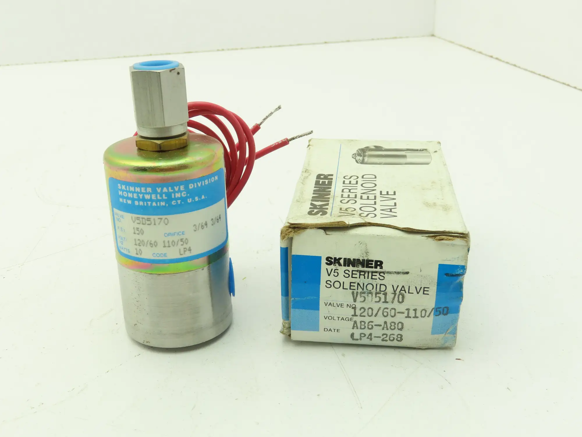 Honeywell Skinner V5D5170 Solenoid Valve 3-Way NC 120V 150 PSI 1/4" NPT
