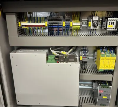 Used Herrmann Ultrasonics UCDDC Ultrasonic Welders California US | Davliegogo LLC #1706792