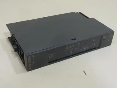 NEW SIEMENS 6ES7 134-4GB00-0AB0