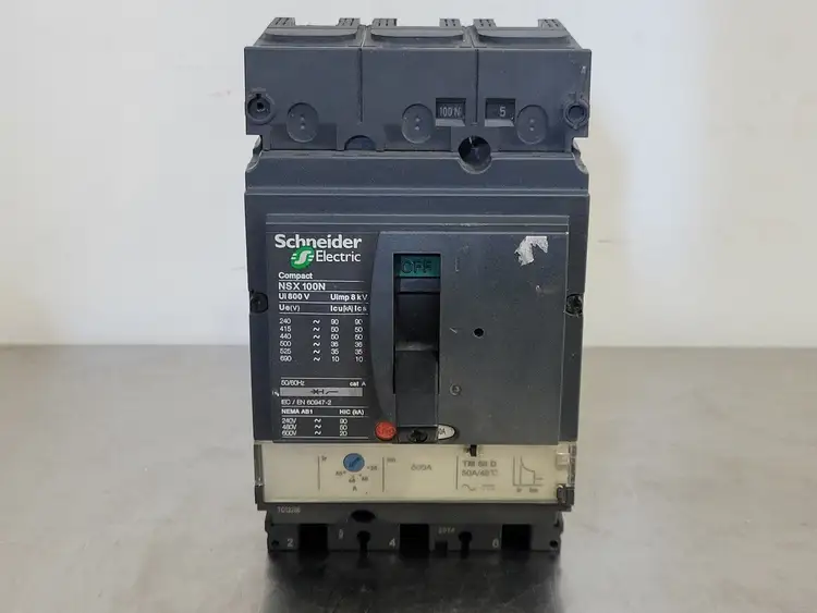 Used SCHNEIDER ELECTRIC NSX100-160-250 Switchgears British Columbia CA | Lenmark #241736