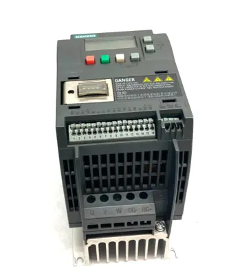 USED SIEMENS SINAMICS V20 VARIABLE FREQUENCY DRIVE 380-480V 3 AC
