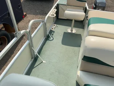 Used 2001 BENNINGTON 227 FS Boats (Misc) Michigan US | Miedema Asset Management Group #1321235