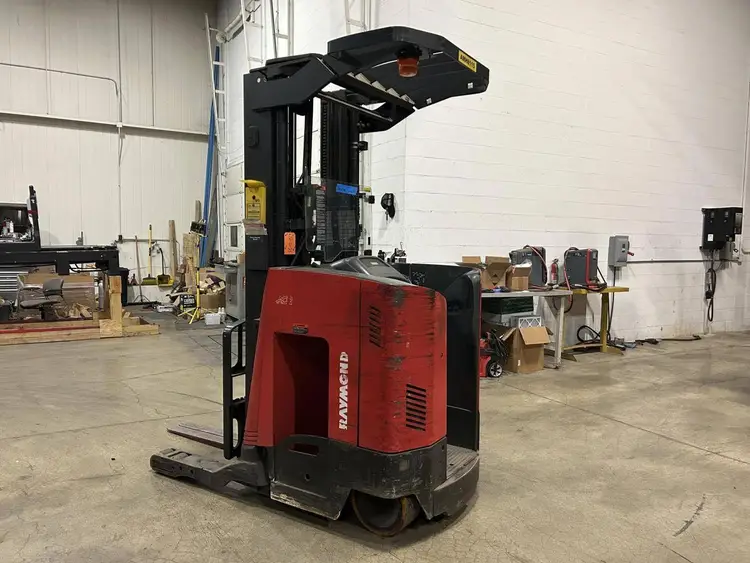 Used 2017 RAYMOND 730R35TT Reach Trucks Illinois US | Somerset Equipment Sales #1546179
