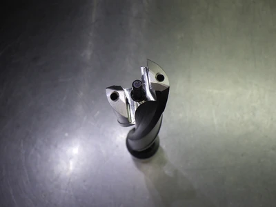 Kennametal 25mm Coolant Thru Indexable Drill 32mm Shank KSEM250R5WN32M (LOC3528B)