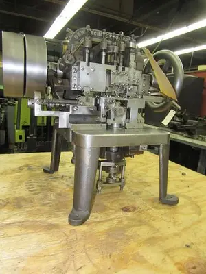 8776 Used S & W Link Making Machine