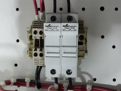 Used EATON SVX005A1-5A4N1 Switchgears British Columbia CA | Lenmark #240137